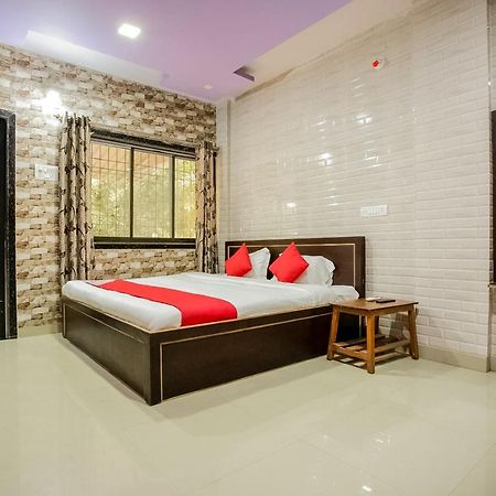 Oyo 63030 Mhatre Farm & Resort Chinchani 외부 사진